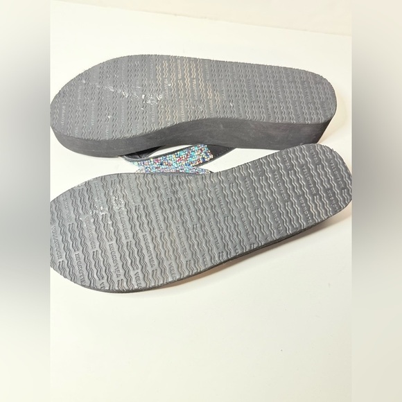 Yellow Box Black Sandals with Multicolor Straps Size 9.5 - Picture 4 of 5